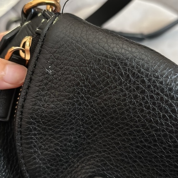 Vintage Marc Jacob’s Black Leather Crossbody Bag - Picture 11 of 12